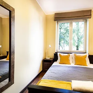Plac Zbawiciela Elegant Apartament